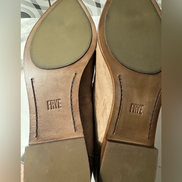 Frye Kenzie Flats - Picture 6 of 6